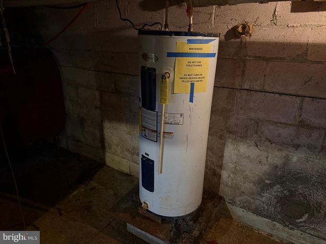 2257 S FORGE RD, Palmyra, PA 17078