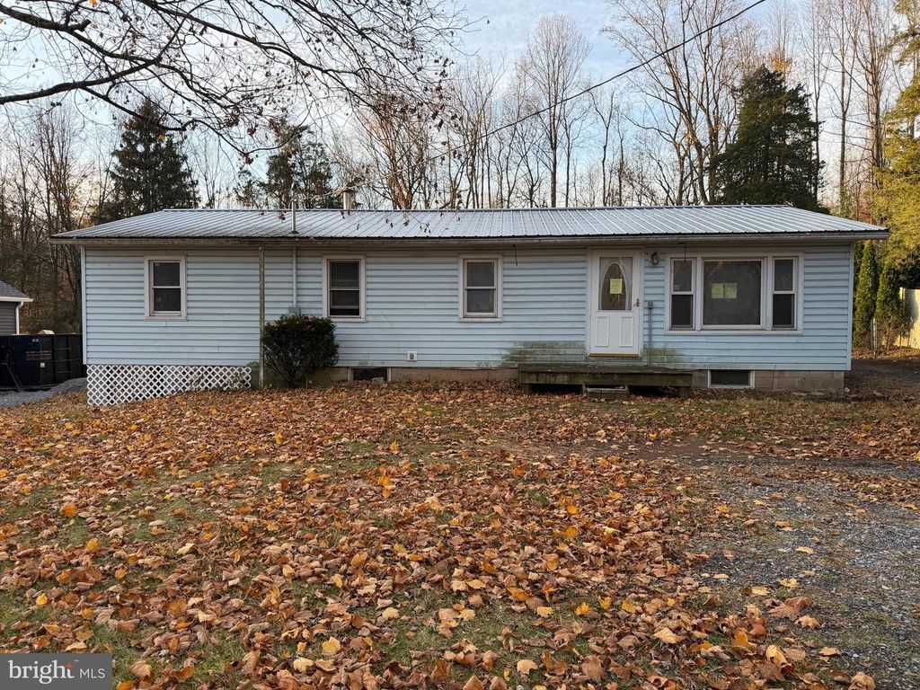 2257 S FORGE RD, Palmyra, PA 17078