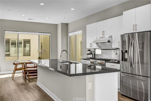 18 Ebb Tide, Newport Beach, CA 92663