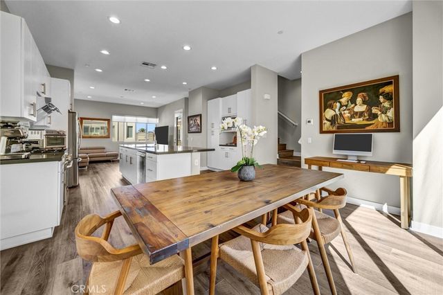 18 Ebb Tide, Newport Beach, CA 92663