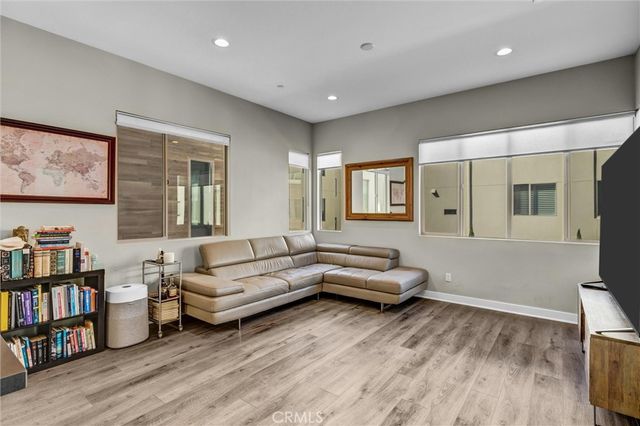 18 Ebb Tide, Newport Beach, CA 92663