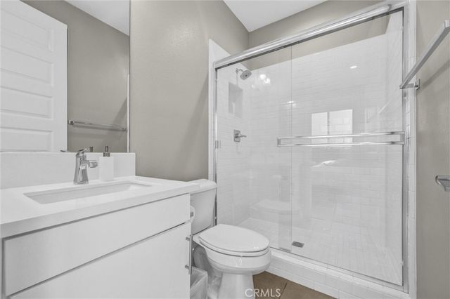 18 Ebb Tide, Newport Beach, CA 92663