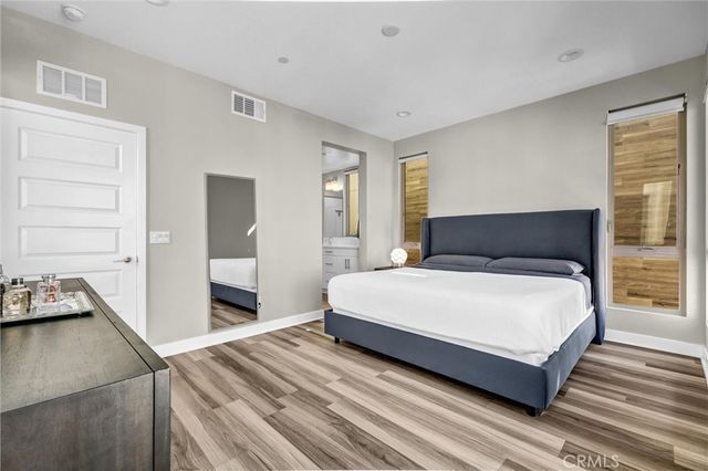 18 Ebb Tide, Newport Beach, CA 92663