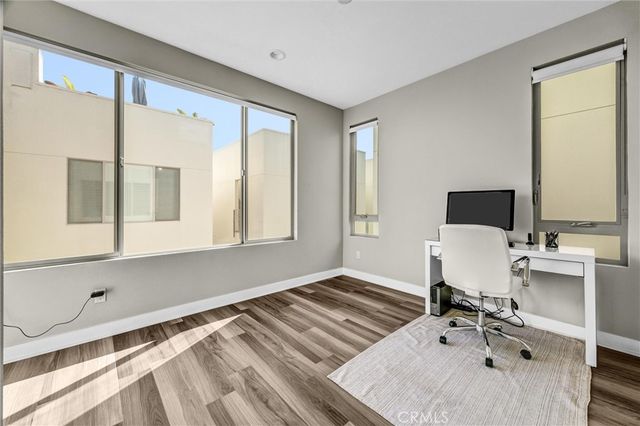 18 Ebb Tide, Newport Beach, CA 92663