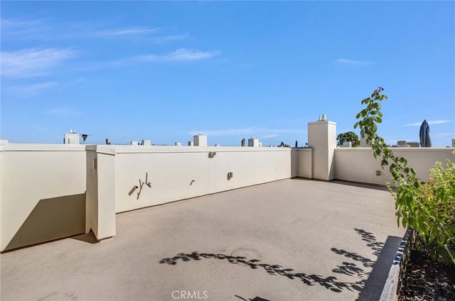 18 Ebb Tide, Newport Beach, CA 92663