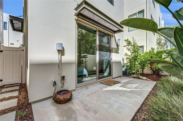 18 Ebb Tide, Newport Beach, CA 92663