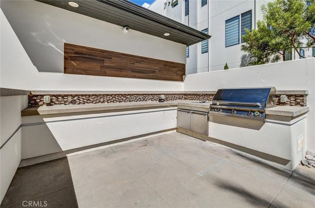 18 Ebb Tide, Newport Beach, CA 92663