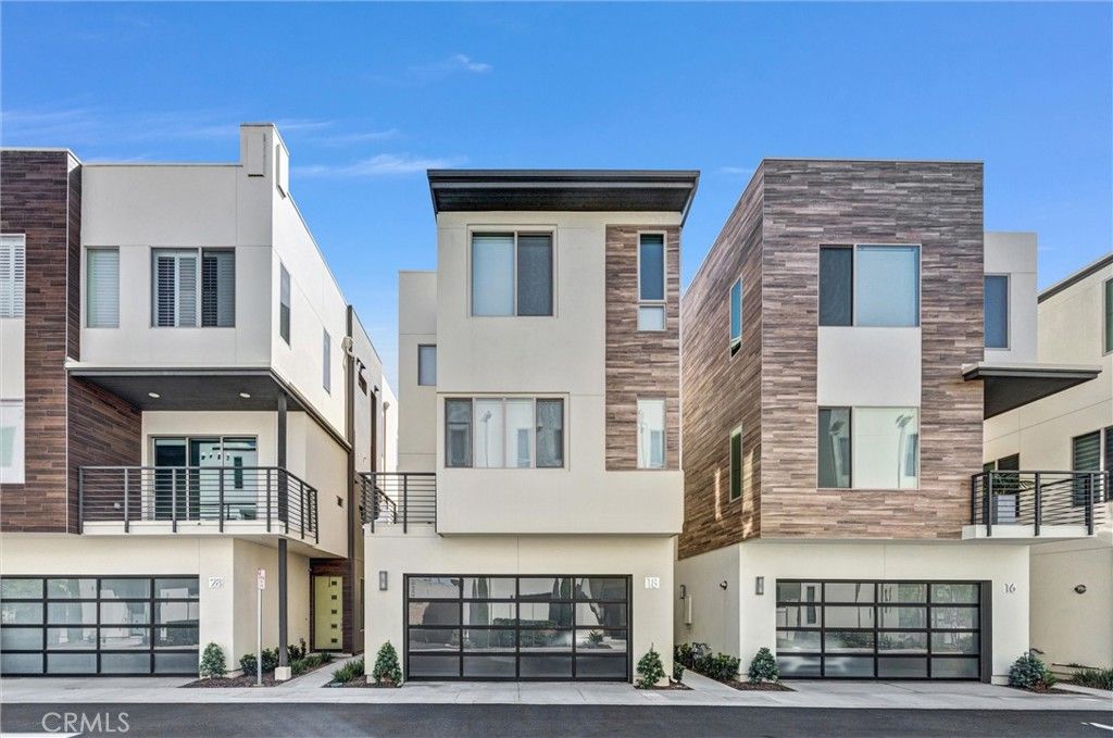 18 Ebb Tide, Newport Beach, CA 92663