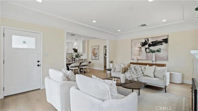 5513 S Mullen, Los Angeles, CA 90043