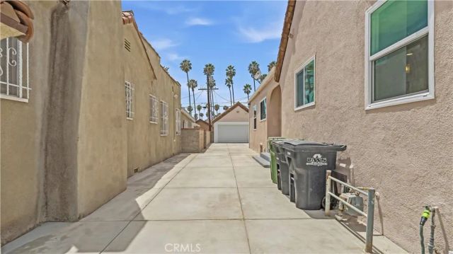 5513 S Mullen, Los Angeles, CA 90043