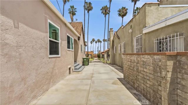 5513 S Mullen, Los Angeles, CA 90043
