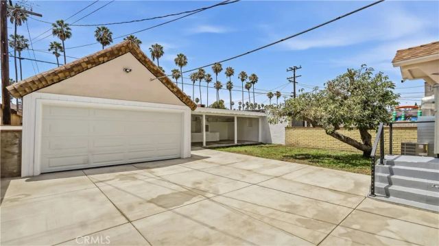 5513 S Mullen, Los Angeles, CA 90043