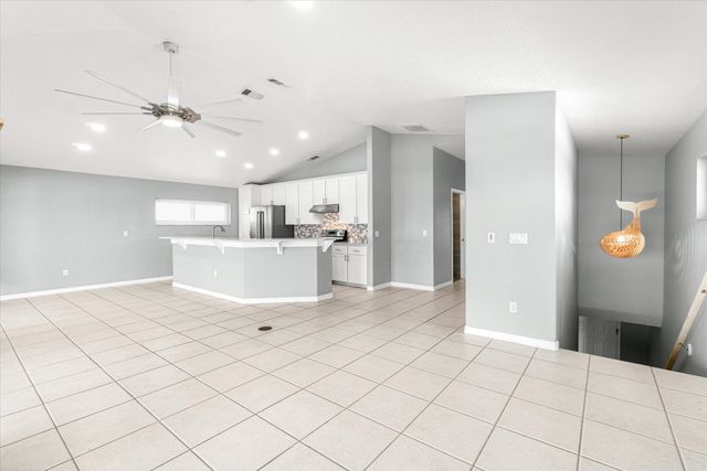 2700 S Ocean Shore Blvd, Flagler Beach, FL 32136