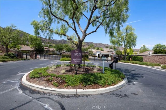 24082 Boulder Oaks Drive, Corona, CA 92883