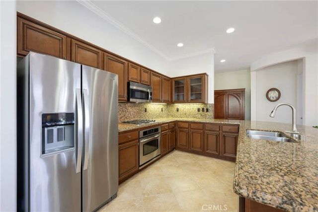 24082 Boulder Oaks Drive, Corona, CA 92883