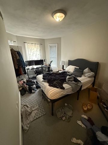 190 L St 2, Boston, MA 02127