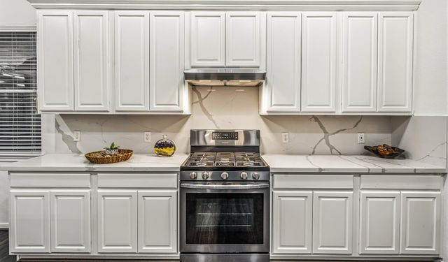 2010 Lincoln Crest Way, Sugar Land, TX 77498