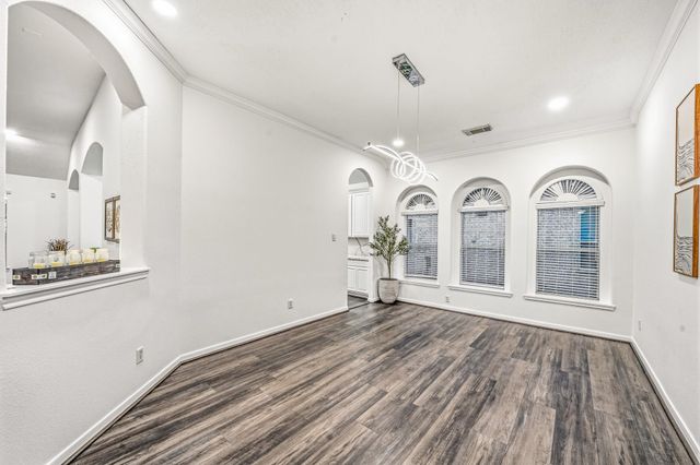 2010 Lincoln Crest Way, Sugar Land, TX 77498