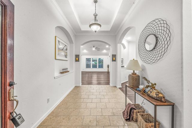 2010 Lincoln Crest Way, Sugar Land, TX 77498