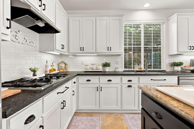 2186 Greger St, Oakdale, CA 95361