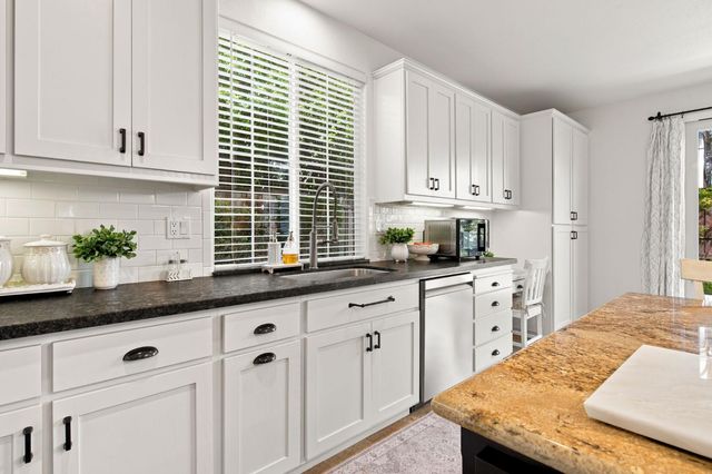 2186 Greger St, Oakdale, CA 95361