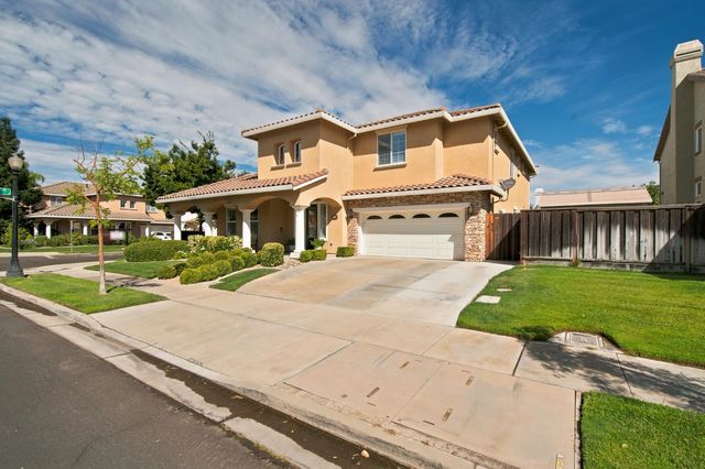 2186 Greger St, Oakdale, CA 95361