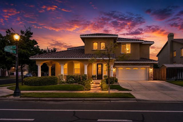 2186 Greger St, Oakdale, CA 95361