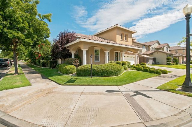 2186 Greger St, Oakdale, CA 95361