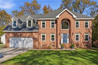 1511 Olde Mill Creek DR, Suffolk, VA 23434