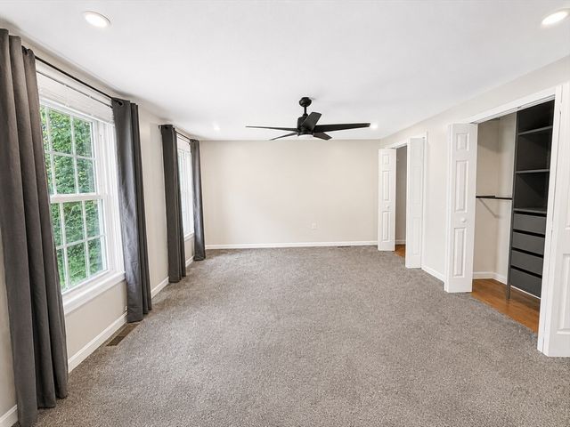 225 River Rd, Tewksbury, MA 01876