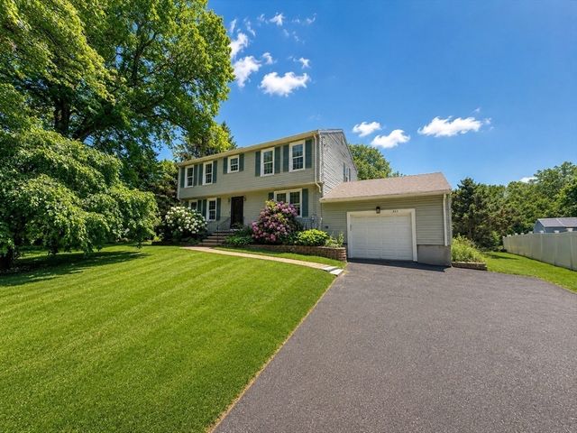 225 River Rd, Tewksbury, MA 01876