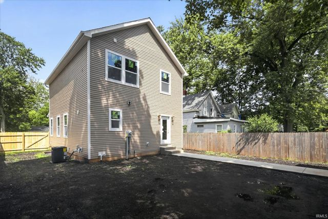 1026 Clover Street, South Bend, IN 46615