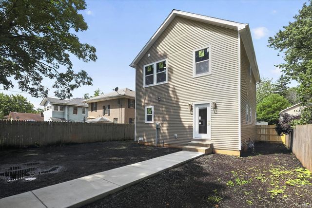 1026 Clover Street, South Bend, IN 46615