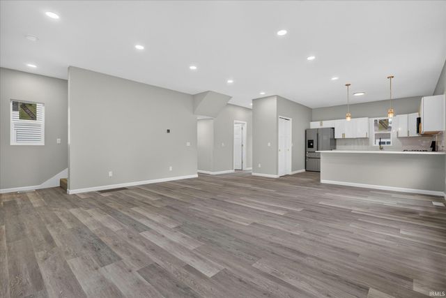 1026 Clover Street, South Bend, IN 46615