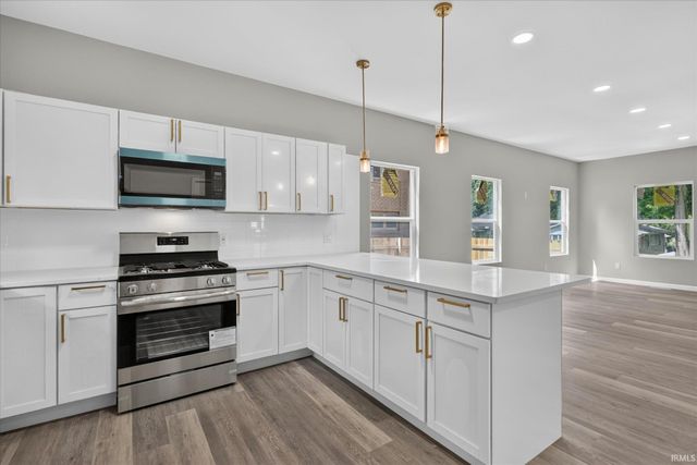 1026 Clover Street, South Bend, IN 46615