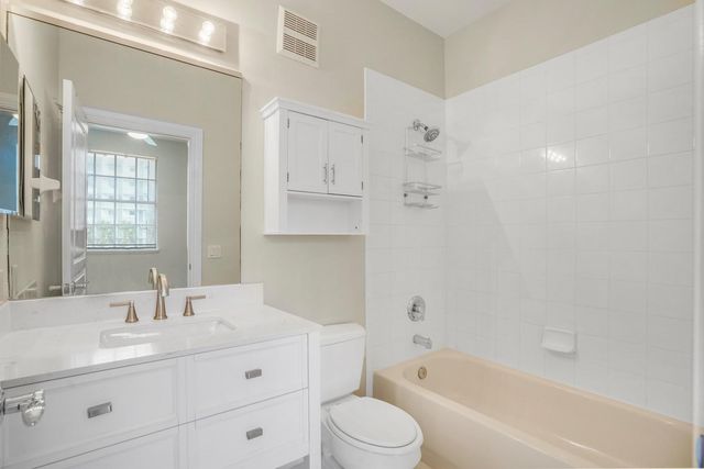 438 NE 2nd Ave, Fort Lauderdale, FL 33301