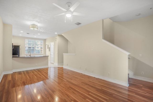 438 NE 2nd Ave, Fort Lauderdale, FL 33301