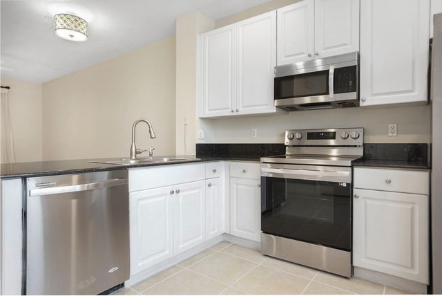 438 NE 2nd Ave, Fort Lauderdale, FL 33301