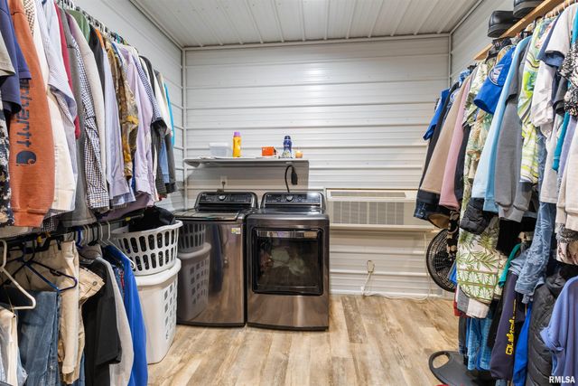 221 E Gore Street, Goreville, IL 62939