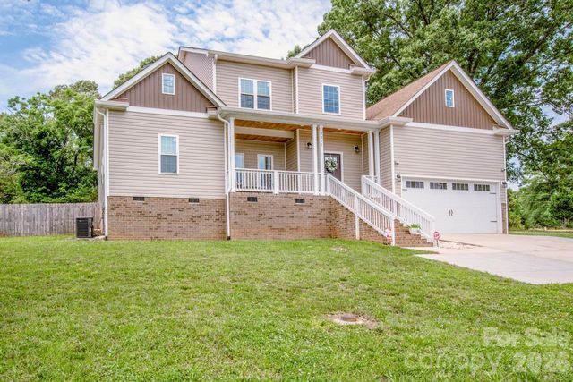 3211 Oakdale Road, Charlotte, NC 28216