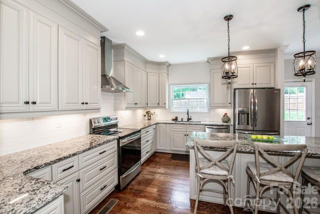 3211 Oakdale Road, Charlotte, NC 28216