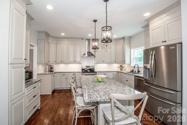 3211 Oakdale Road, Charlotte, NC 28216