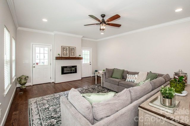 3211 Oakdale Road, Charlotte, NC 28216