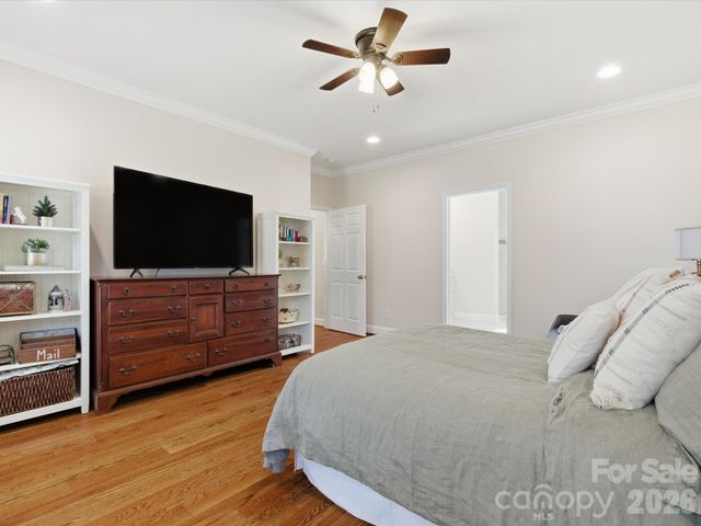 3211 Oakdale Road, Charlotte, NC 28216