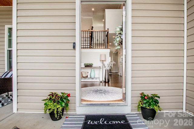 3211 Oakdale Road, Charlotte, NC 28216
