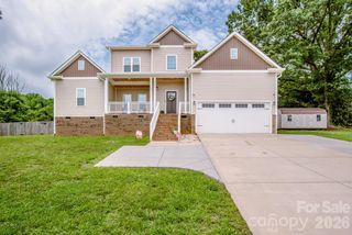 3211 Oakdale Road, Charlotte, NC 28216