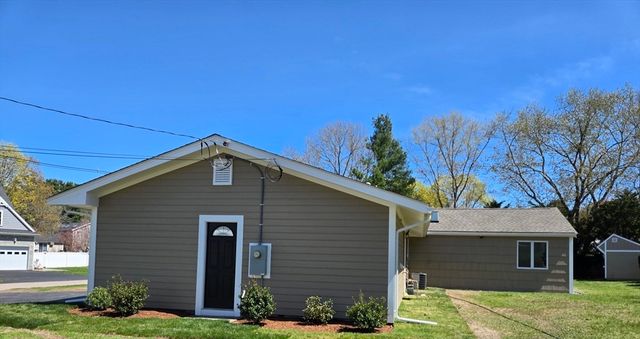 1 Ridge Hill Rd, Canton, MA 02021