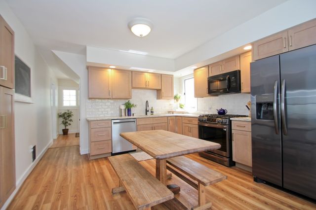 38 Virginia Street, Springfield, MA 01108