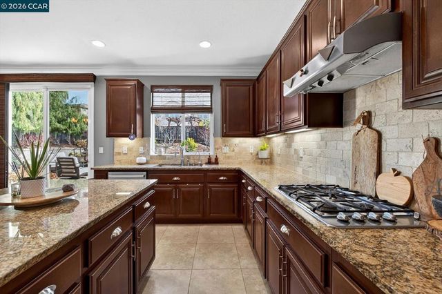 5271 5271 Salerno Dr, Dublin, CA 94568