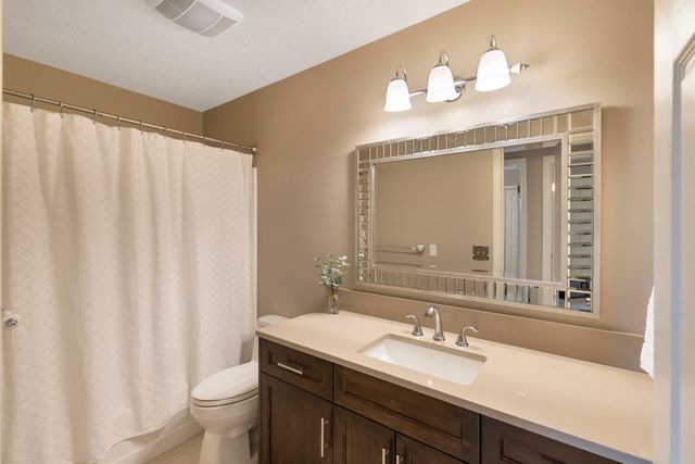 1960 Sunburst Terrace, West Linn, OR 97068